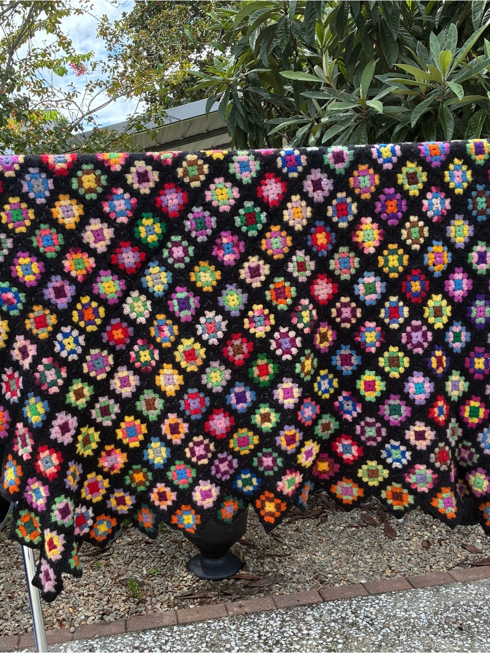 VTG 70s Rainbow Granny Square Crochet Afghan Blanket - Diamond Grid/Sawtooth Edg